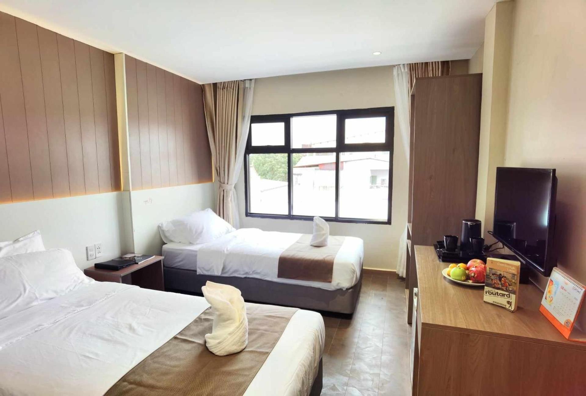 Lucie Hotel Vientiane Exterior foto